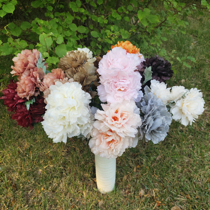 P0050 Three peonies and peonies