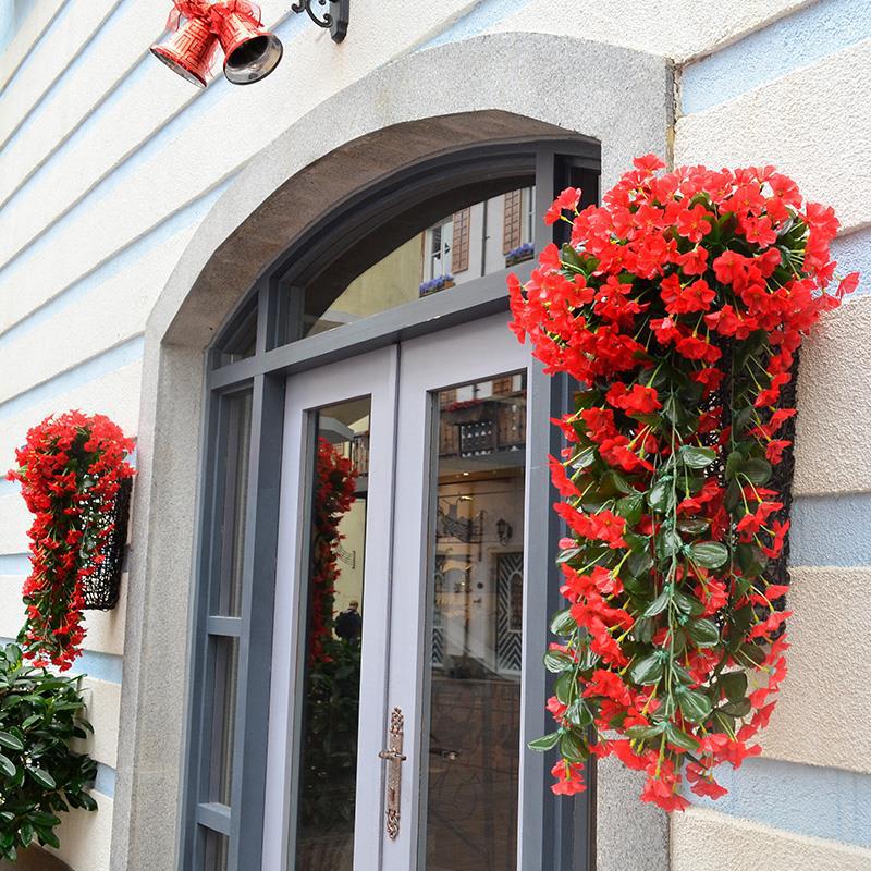Artificial flower vine violet