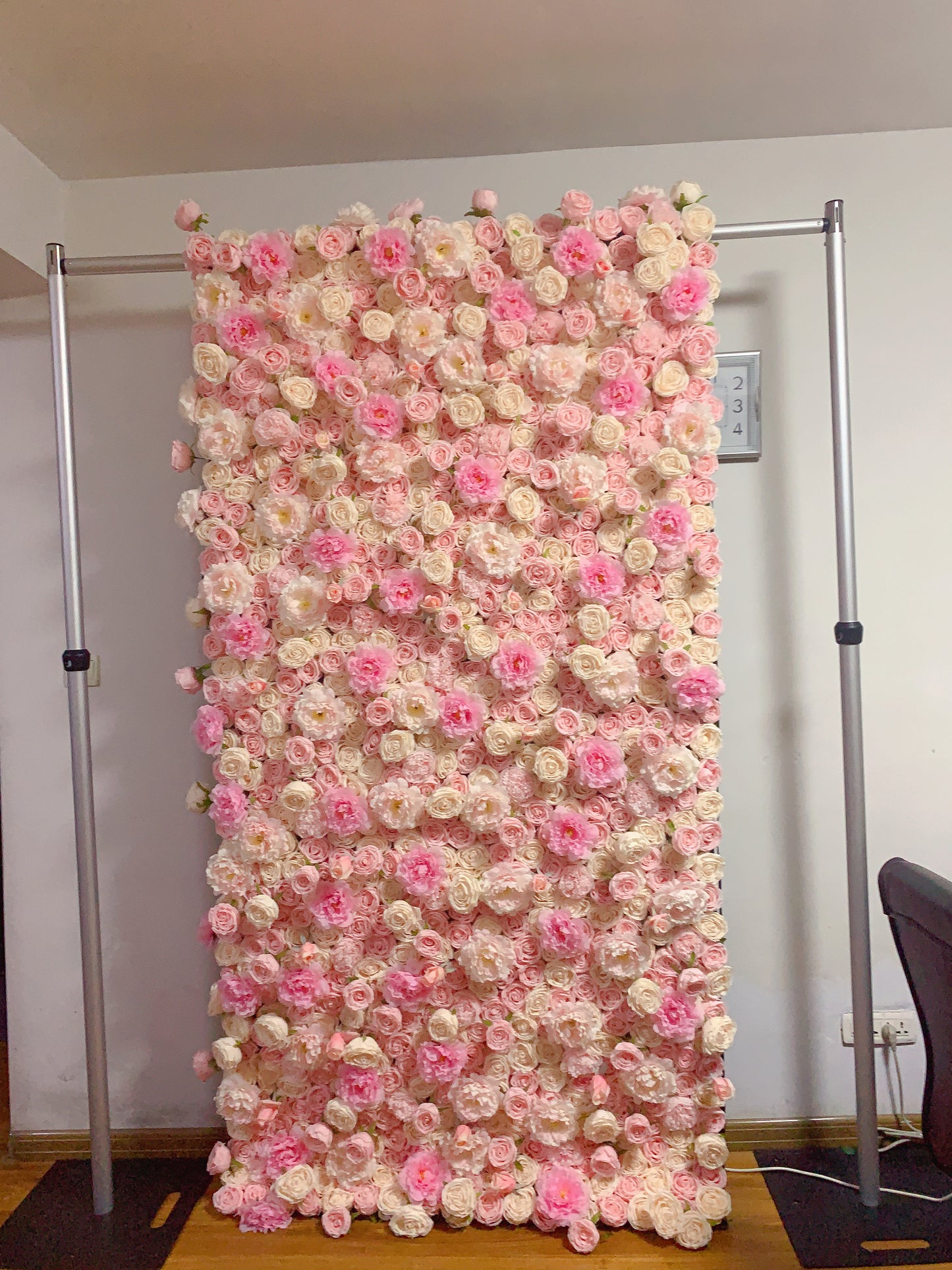 FW0002 flower wall