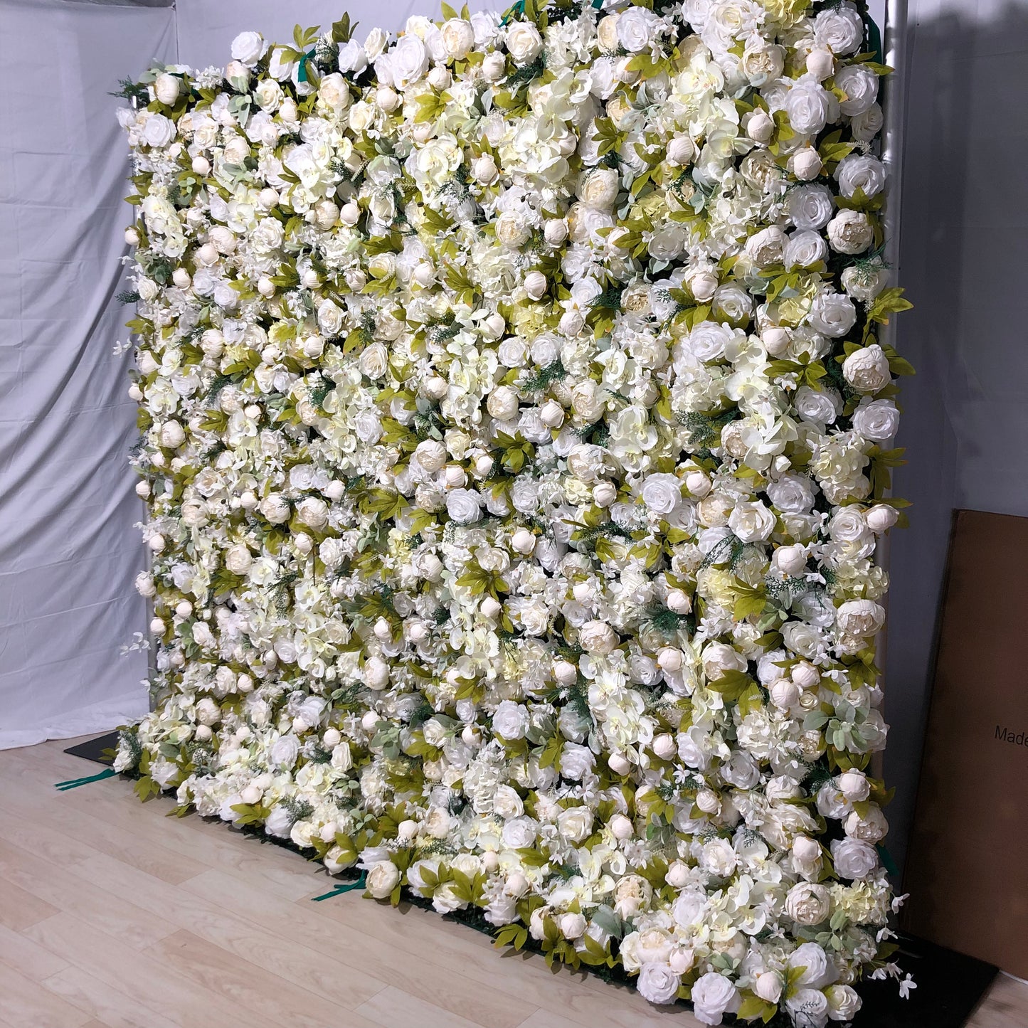 FW0026 flower wall